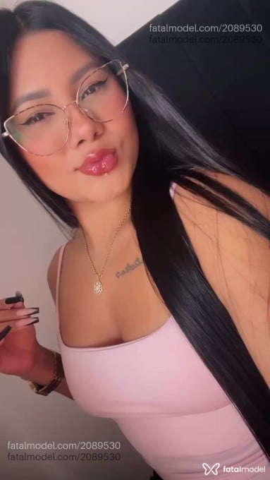 Acompanhante mulher morena (o) de olhos castanhos em Jundiaí Acompanhante mulher morena (o) de olhos castanhos em Jundiaí - Mauany