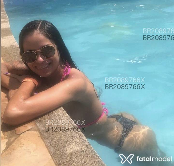 Acompanhante mulher morena (o) de olhos castanhos em Virtual - Angell