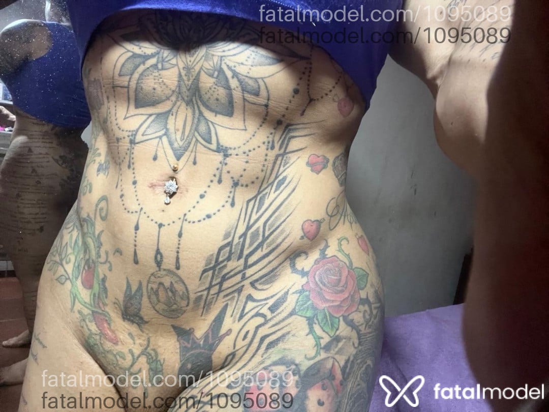 Acompanhante mulher trans morena (o) de olhos castanhos em São Paulo - Isabelly Ferreira