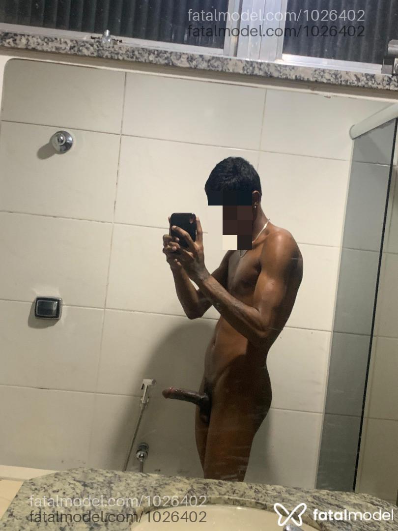 Acompanhante homem morena (o) de olhos castanhos em Nova Iguaçu - Natan