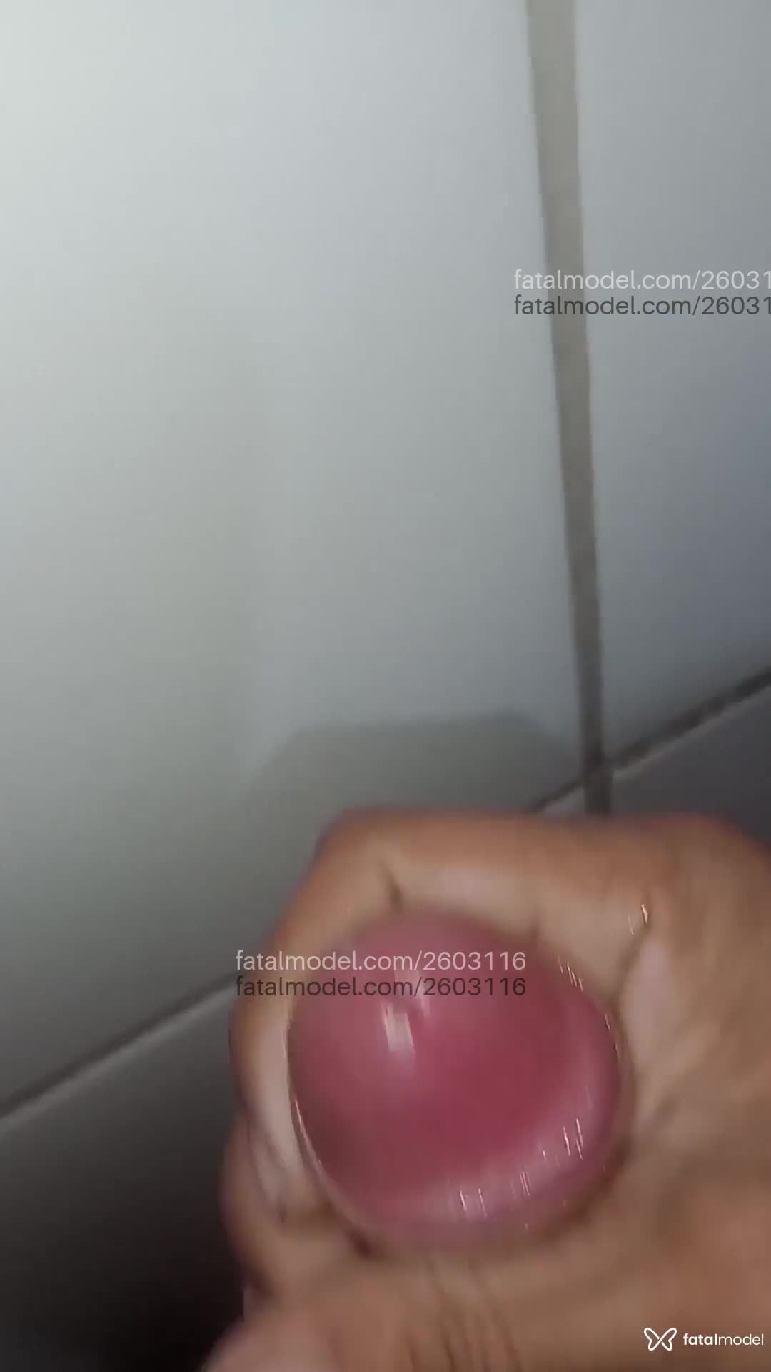 Acompanhante homem com cabelo castanho de olhos pretos em Aparecida de Goiânia - Douglas
