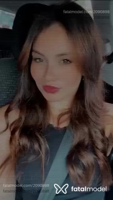 Acompanhante mulher com cabelo castanho de olhos mel em São Paulo Acompanhante mulher com cabelo castanho de olhos mel em São Paulo - Antonella Ferraz