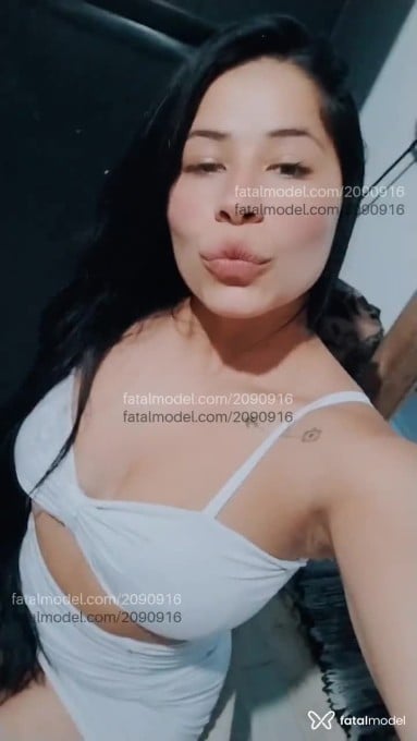 Acompanhante mulher morena (o) de olhos pretos em Balneário Camboriú - Estefany