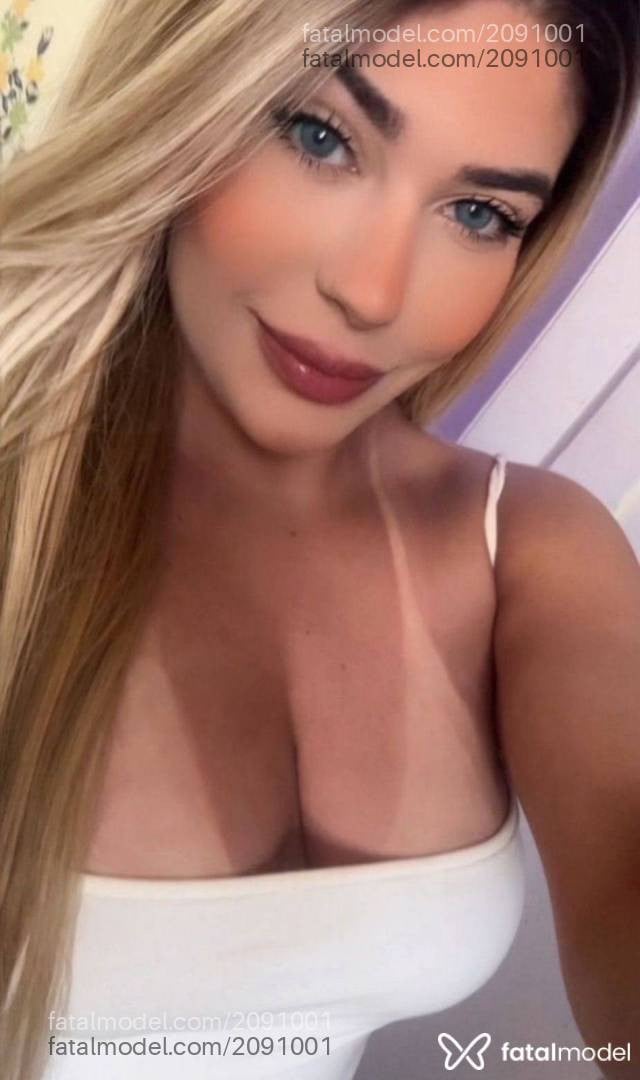 Acompanhante mulher loira (o) de olhos azuis em São Paulo - Jade Aguiar