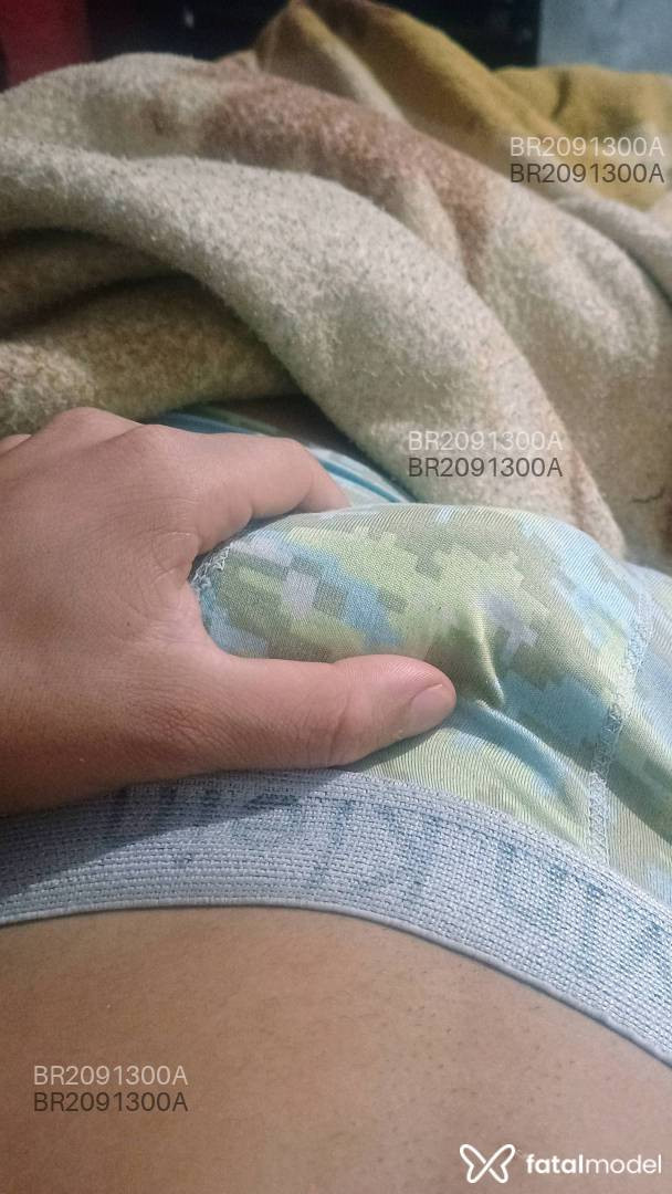 Acompanhante homem morena (o) de olhos castanhos em Florianópolis - Gauchinhors