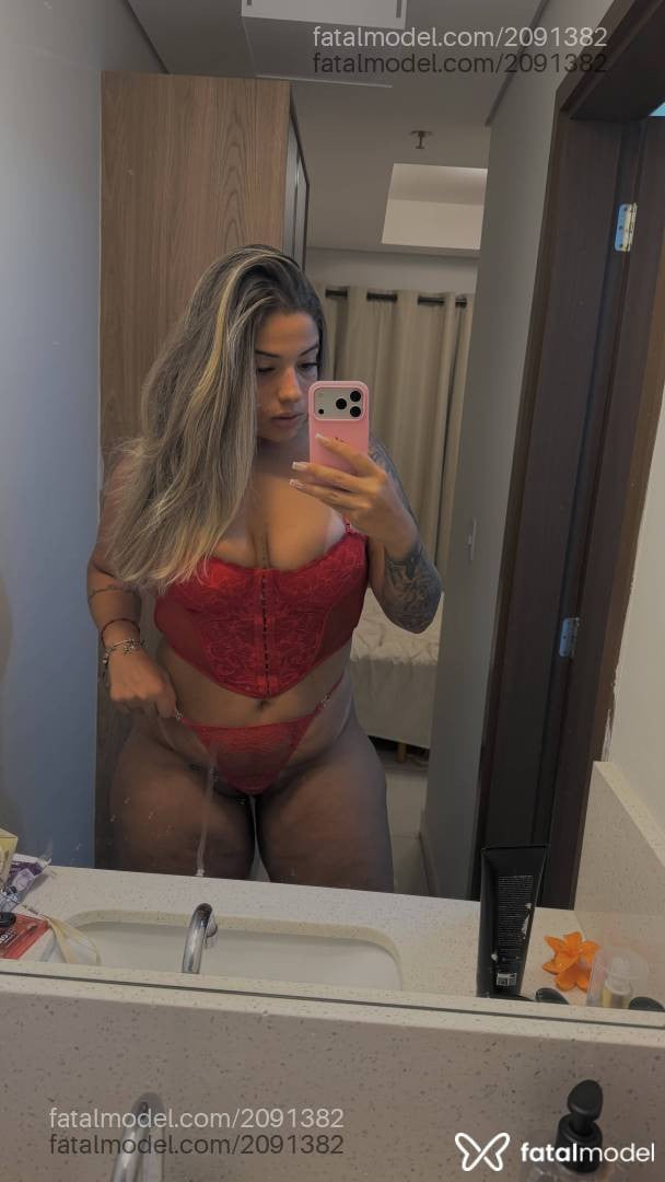 Acompanhante mulher loira (o) de olhos castanhos em Ribeirão Preto - Lary Ferrari