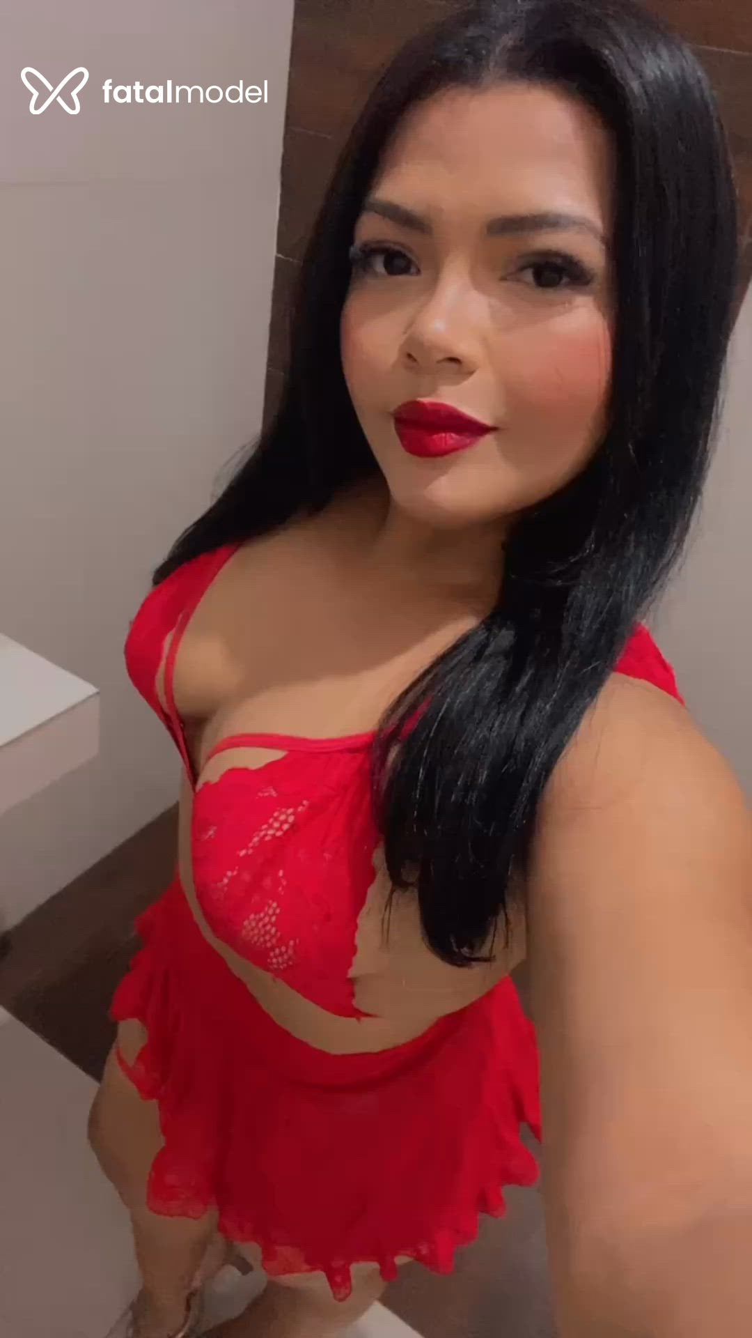 Acompanhante mulher morena (o) de olhos pretos - Fernanda Amorim