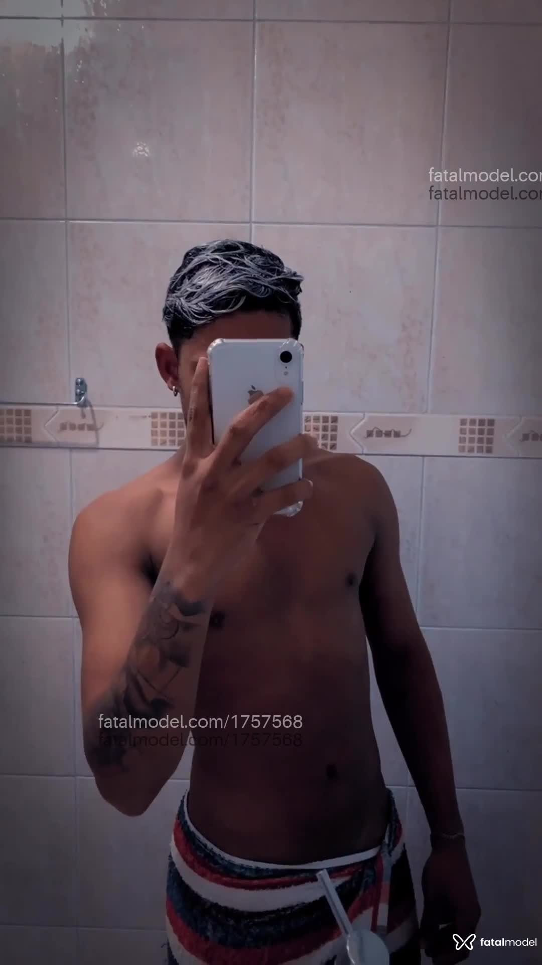 Acompanhante homem morena (o) de olhos castanhos em Itapema - Raley Junior