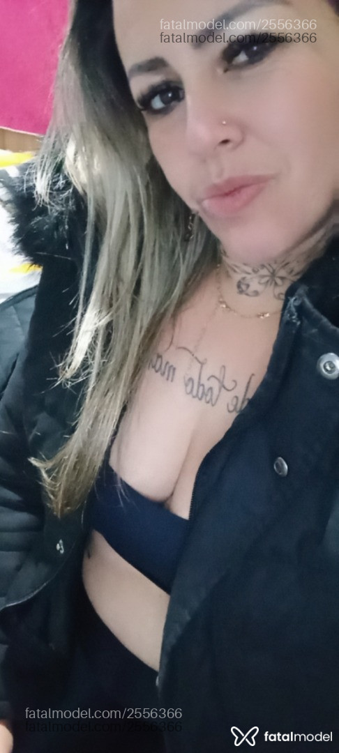 Acompanhante mulher loira (o) de olhos castanhos em Porto Alegre Acompanhante mulher loira (o) de olhos castanhos em Porto Alegre - Isis Oliveira