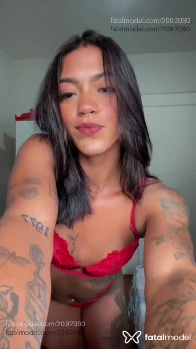 Acompanhante mulher morena (o) de olhos castanhos em Contagem - Estefane