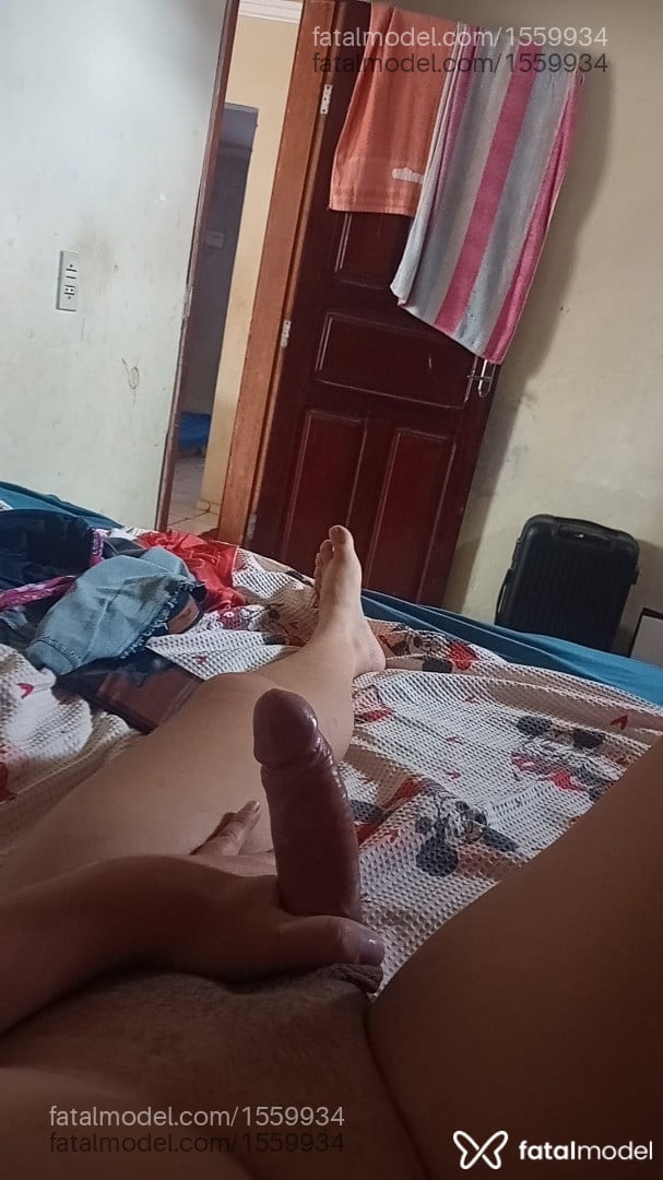 Acompanhante homem trans com cabelo castanho de olhos castanhos em Tianguá Acompanhante homem trans com cabelo castanho de olhos castanhos em Tianguá - Heloísa