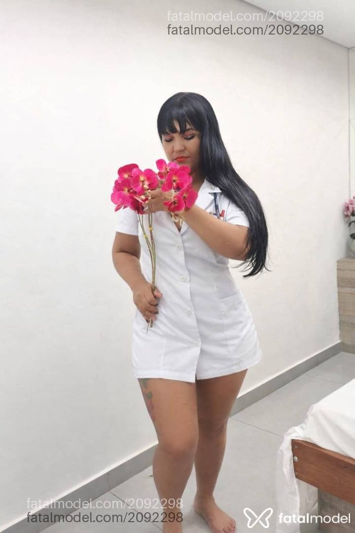 Acompanhante mulher morena (o) de olhos pretos - Cíntia Souza