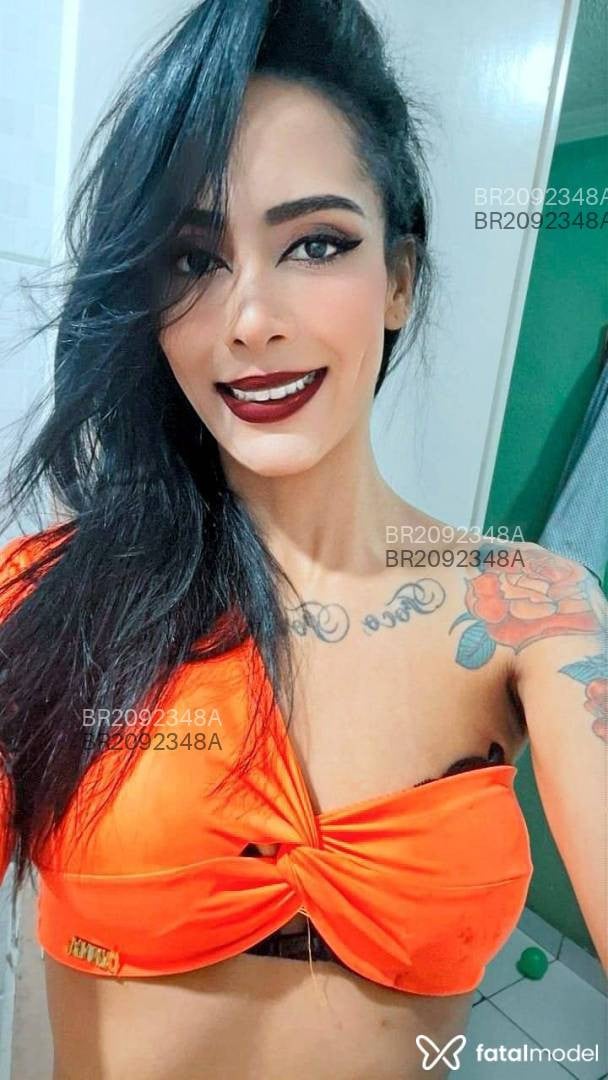 Acompanhante mulher morena (o) de olhos castanhos em São Paulo Acompanhante mulher morena (o) de olhos castanhos em São Paulo - Mirela Morena