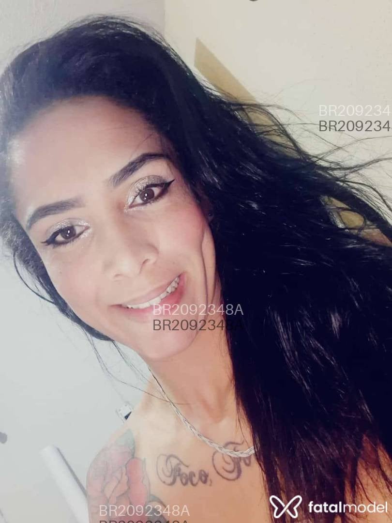 Acompanhante mulher morena (o) de olhos castanhos em São Paulo Acompanhante mulher morena (o) de olhos castanhos em São Paulo - Mirela Morena