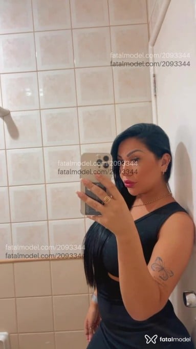 Acompanhante mulher morena (o) de olhos castanhos - Eduarda Acompanhante mulher morena (o) de olhos castanhos - Eduarda