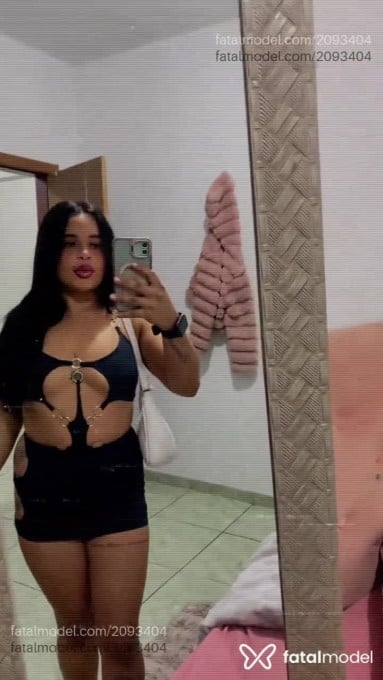 Acompanhante mulher morena (o) de olhos verdes em Tijucas - Bianca