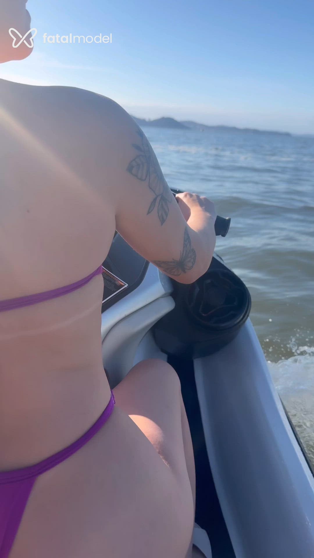 Acompanhante mulher com cabelo castanho de olhos castanhos - Babi Prado