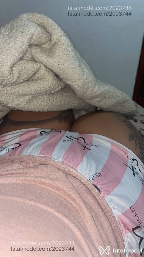 Acompanhante mulher morena (o) de olhos castanhos em Gravataí - Rafaella