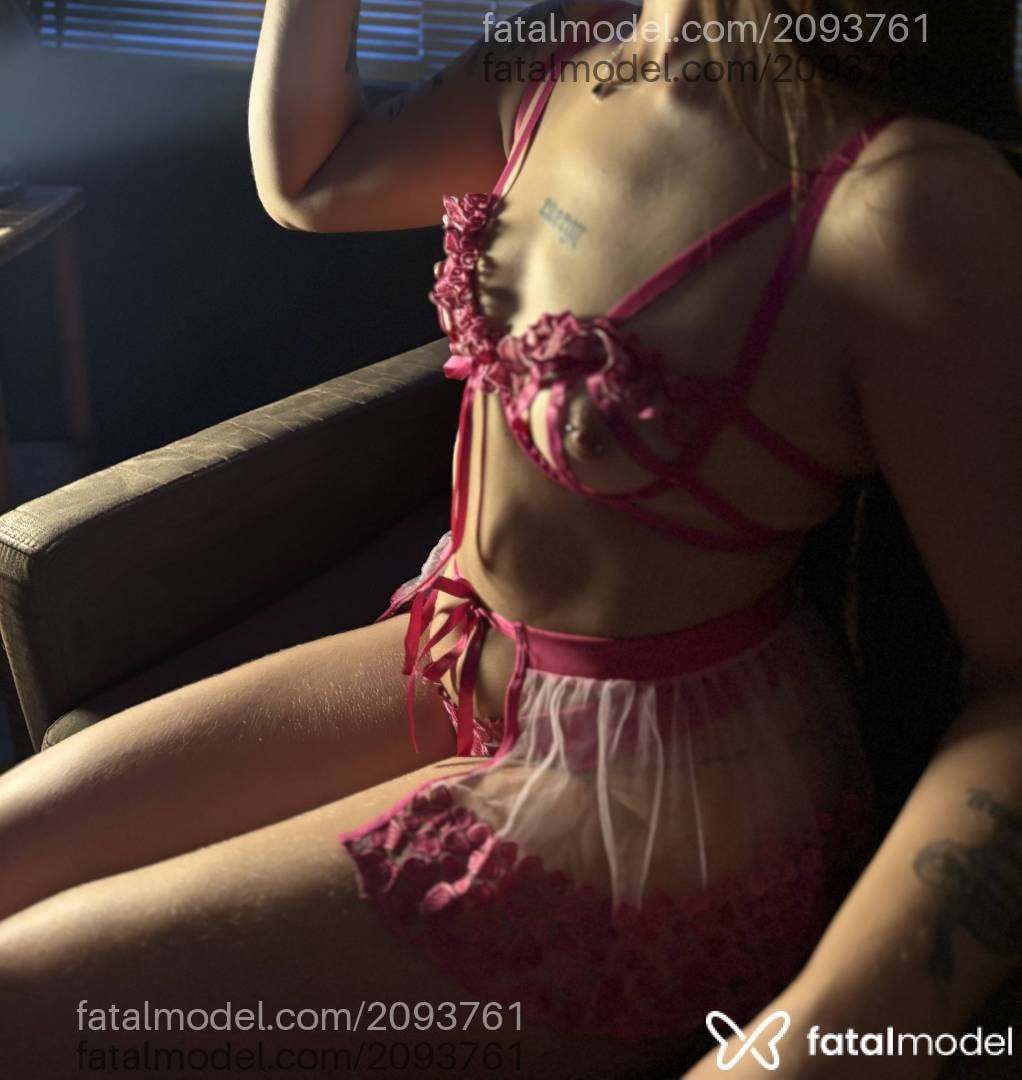 Acompanhante mulher com cabelo castanho de olhos castanhos em Porto Alegre - Angel