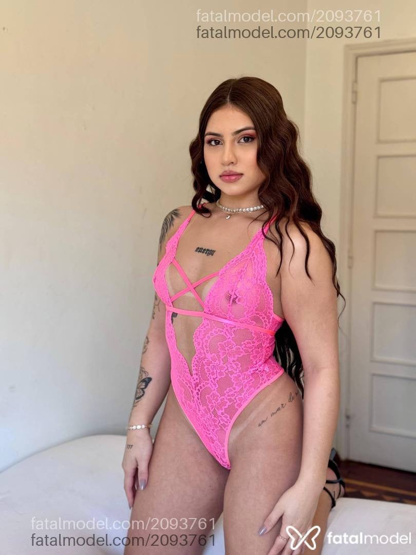 Acompanhante mulher com cabelo castanho de olhos castanhos em Porto Alegre - Angel