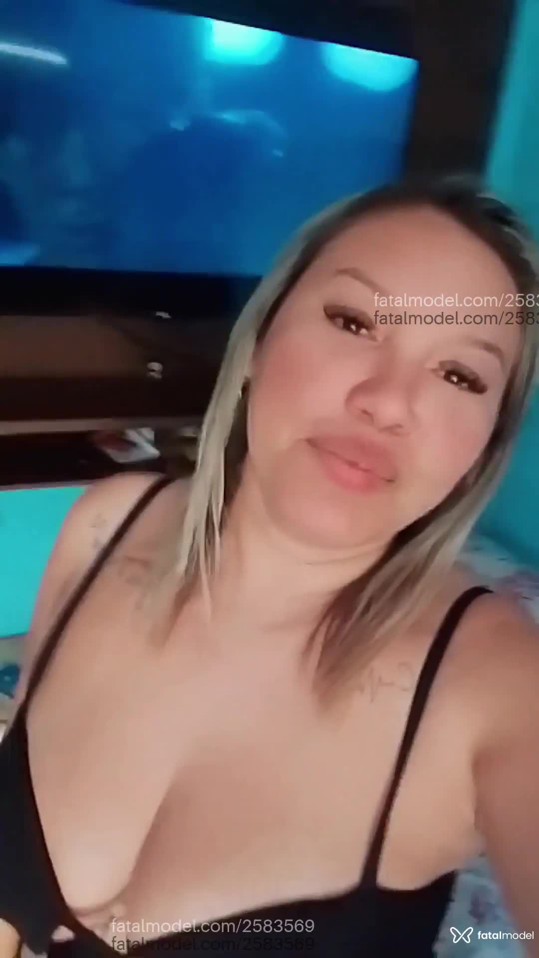 Acompanhante mulher loira (o) de olhos pretos em Ribeirão Cascalheira - Chris