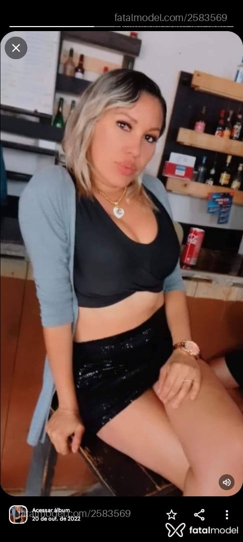 Acompanhante mulher loira (o) de olhos pretos em Ribeirão Cascalheira - Chris
