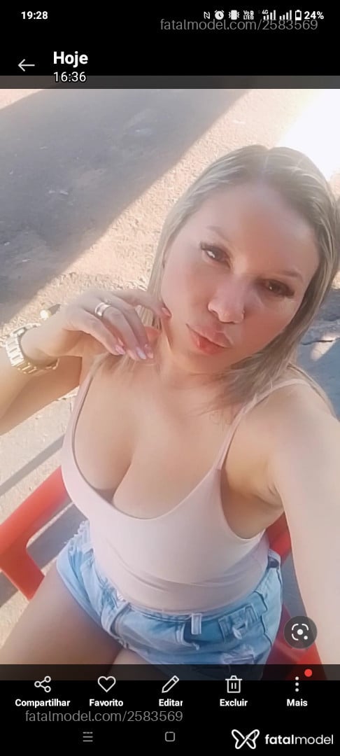 Acompanhante mulher loira (o) de olhos pretos em Ribeirão Cascalheira - Chris