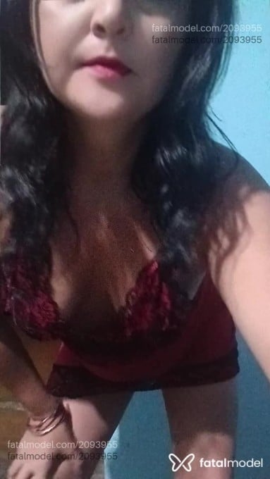 Acompanhante mulher morena (o) de olhos verdes em Santa Rita do Sapucaí - Bruna