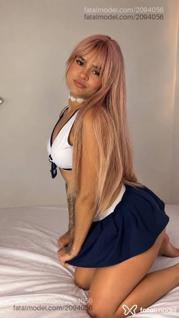 Acompanhante mulher morena (o) de olhos castanhos - Isabella