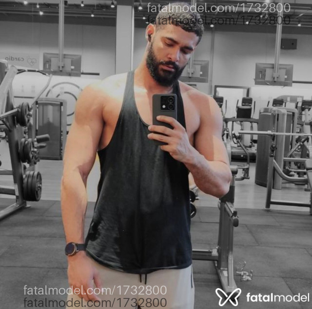 Acompanhante homem morena (o) de olhos pretos - Valter Santos Acompanhante homem morena (o) de olhos pretos - Valter Santos