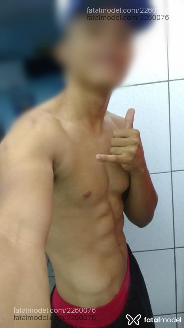 Acompanhante homem morena (o) de olhos castanhos em Virtual Acompanhante homem morena (o) de olhos castanhos em Virtual - Rafael