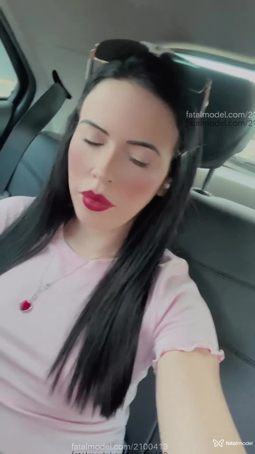 Acompanhante mulher morena (o) de olhos mel em Sorriso - Larissa