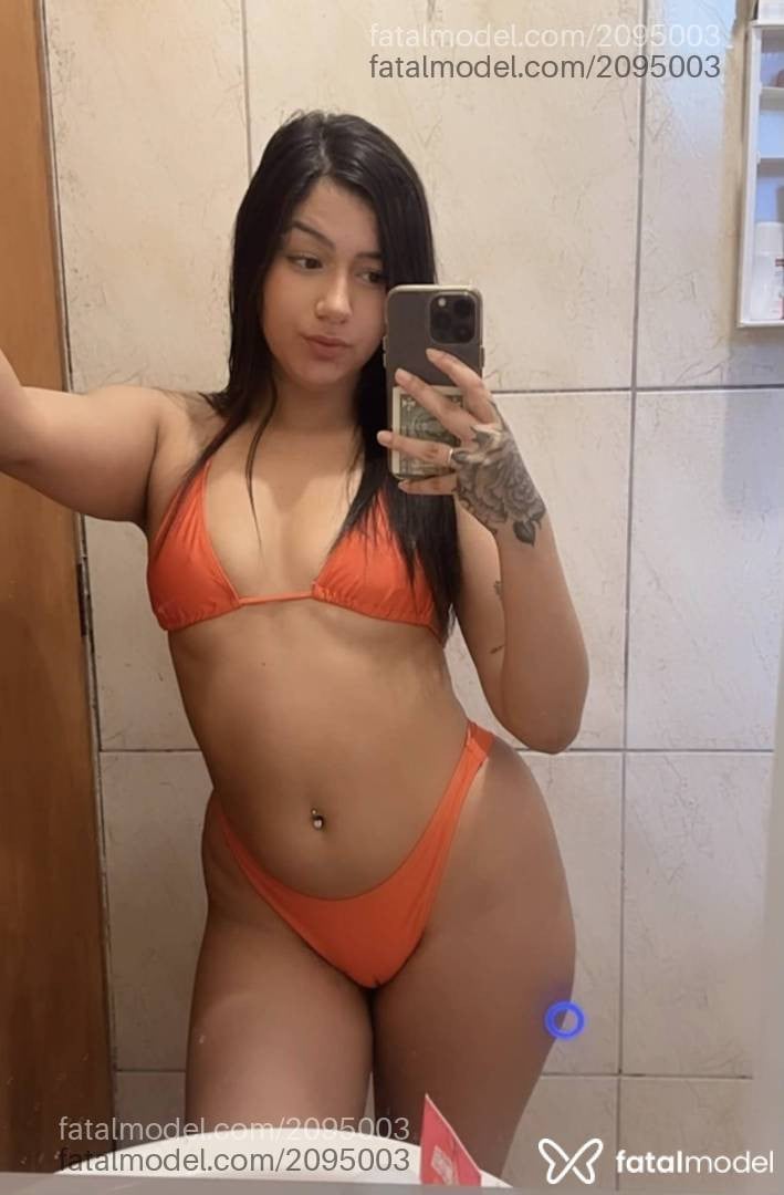 Acompanhante mulher morena (o) de olhos castanhos - Melissa Alcântara