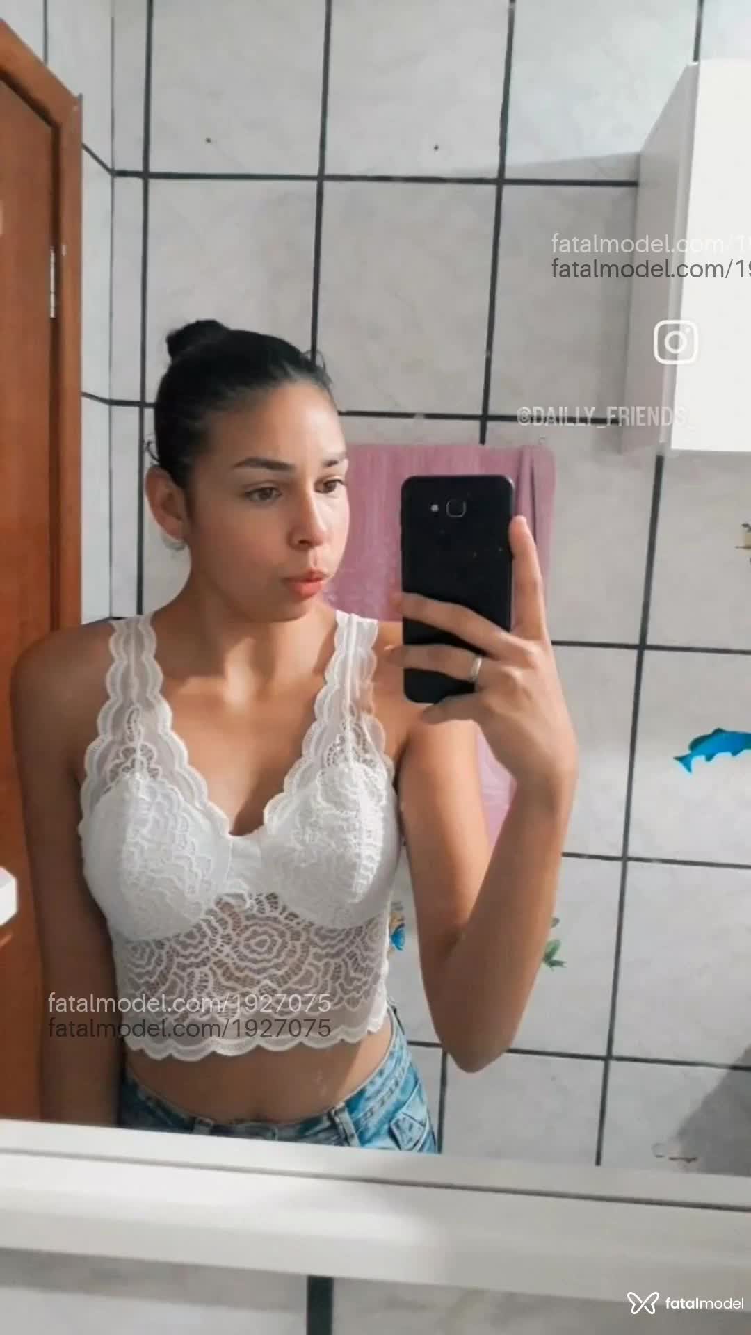 Acompanhante mulher morena (o) de olhos castanhos em Florianópolis - Iasmyn