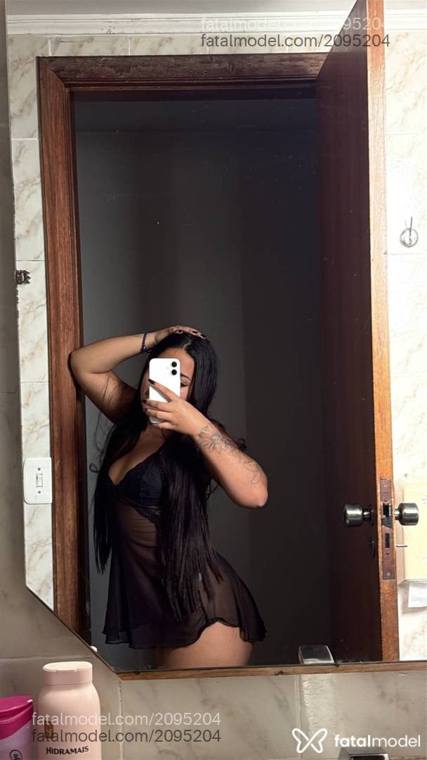Acompanhante mulher com cabelo castanho de olhos castanhos em Santana do Livramento - Evelyn Yamila