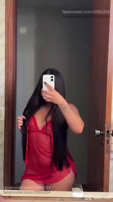Acompanhante mulher com cabelo castanho de olhos castanhos em Santa Rosa - Evelyn Yamila
