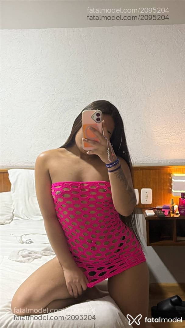 Acompanhante mulher com cabelo castanho de olhos castanhos - Evelyn