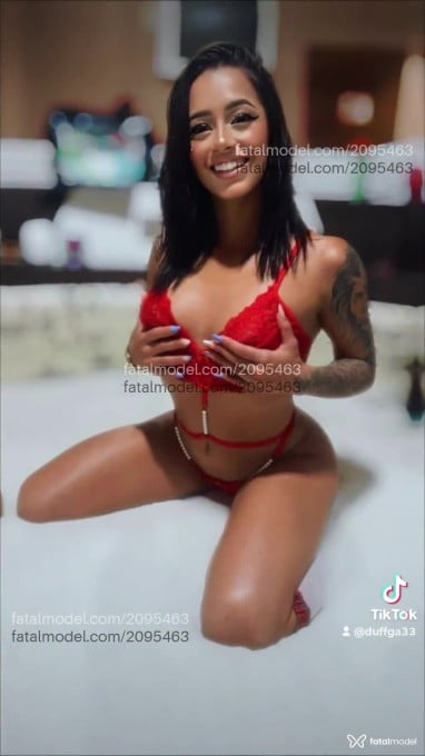 Acompanhante mulher morena (o) de olhos castanhos em Virtual - Kelly