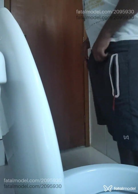 Acompanhante homem morena (o) de olhos pretos - Motoboyativo Acompanhante homem morena (o) de olhos pretos - Motoboyativo