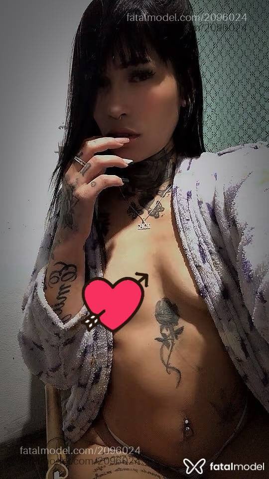 Acompanhante mulher com cabelo castanho de olhos castanhos - Kelly