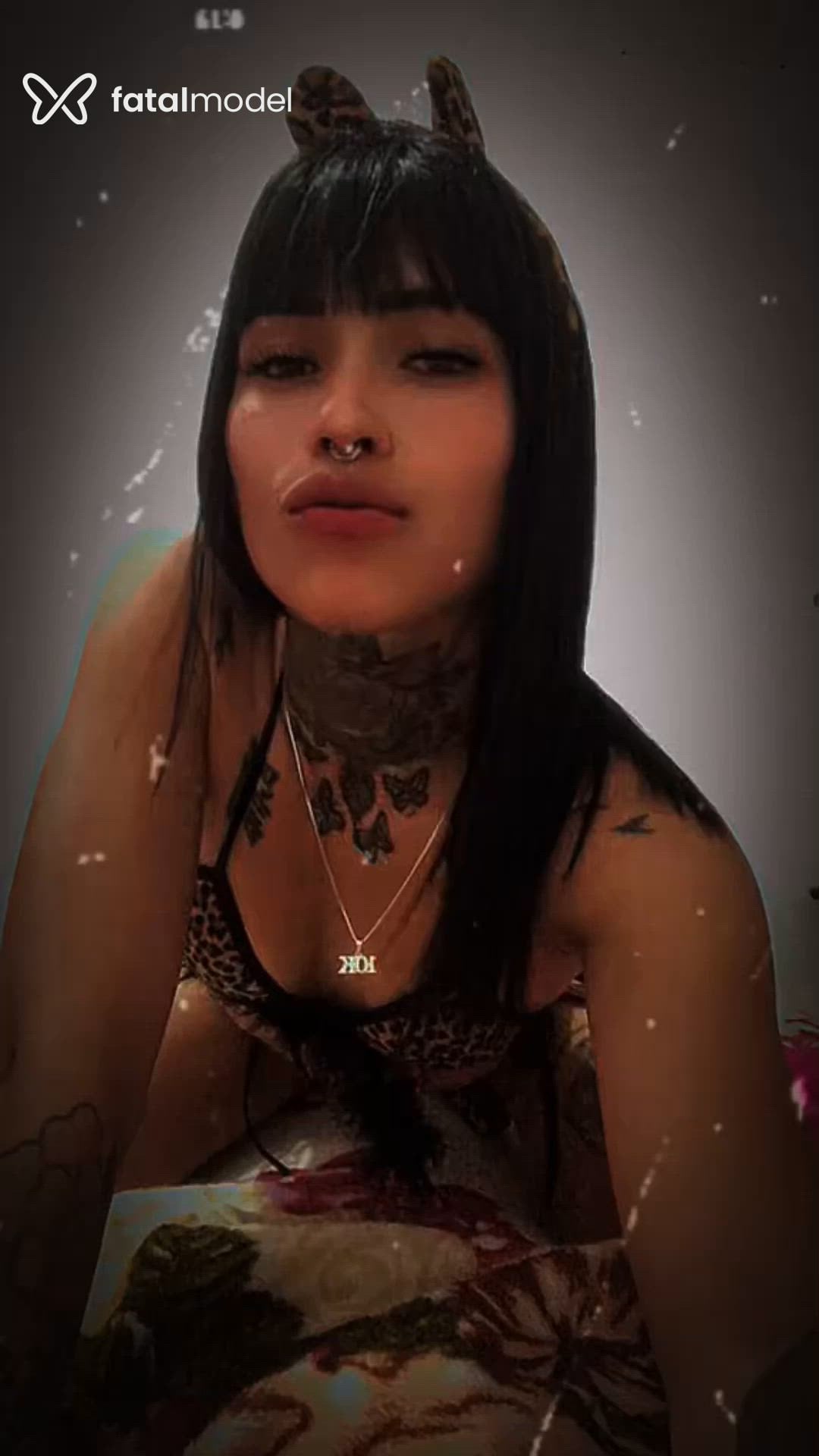 Acompanhante mulher com cabelo castanho de olhos castanhos - Clara