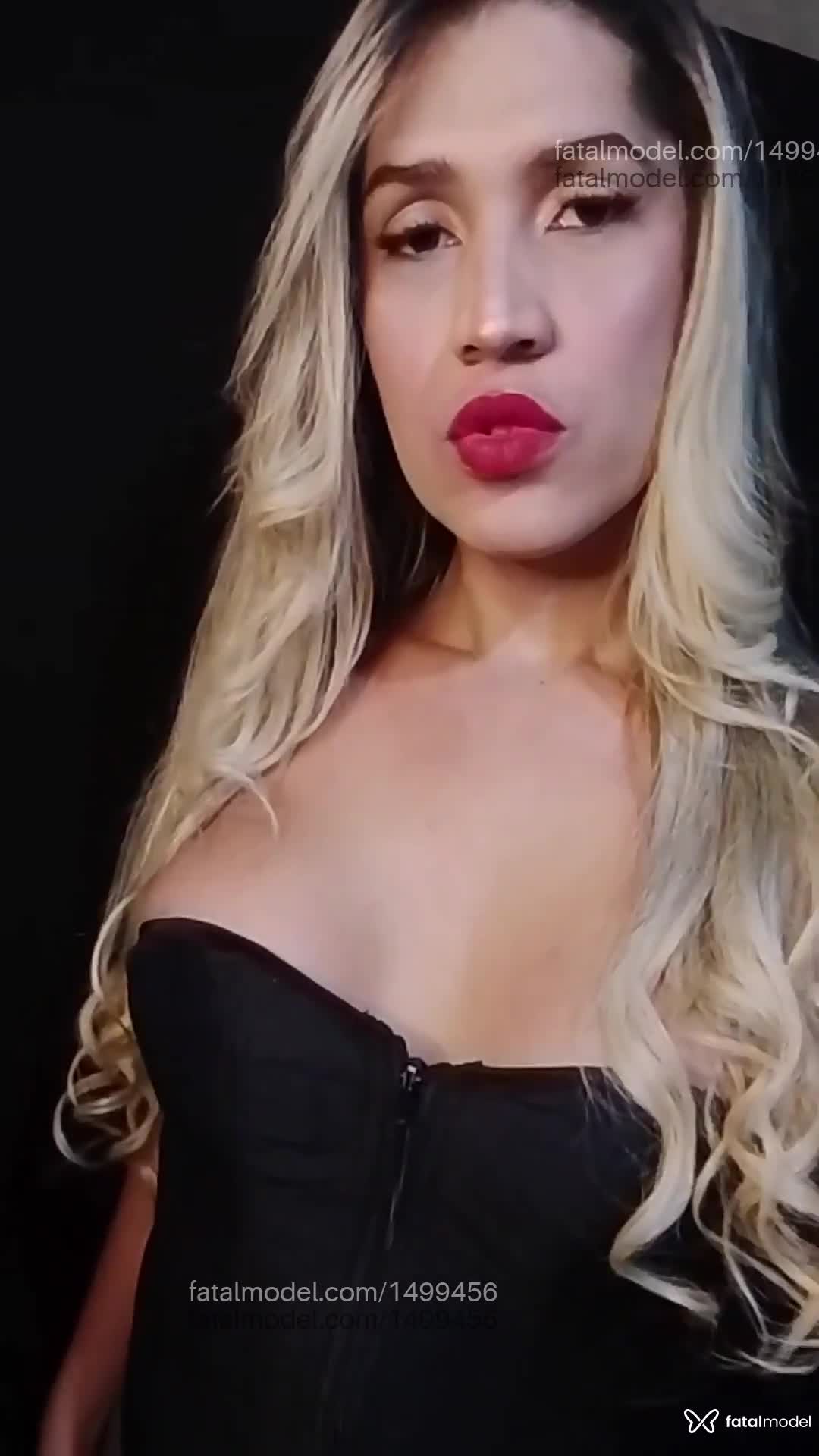 Acompanhante travesti loira (o) de olhos castanhos em Presidente Venceslau - Sophia