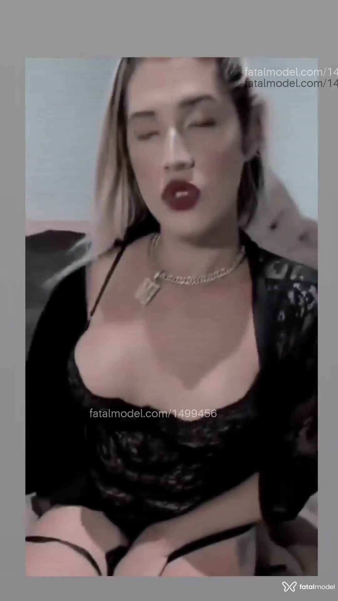 Acompanhante travesti loira (o) de olhos castanhos em Presidente Venceslau - Sophia