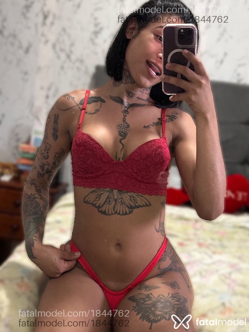 Acompanhante mulher trans morena (o) de olhos castanhos em São Paulo - Sophia
