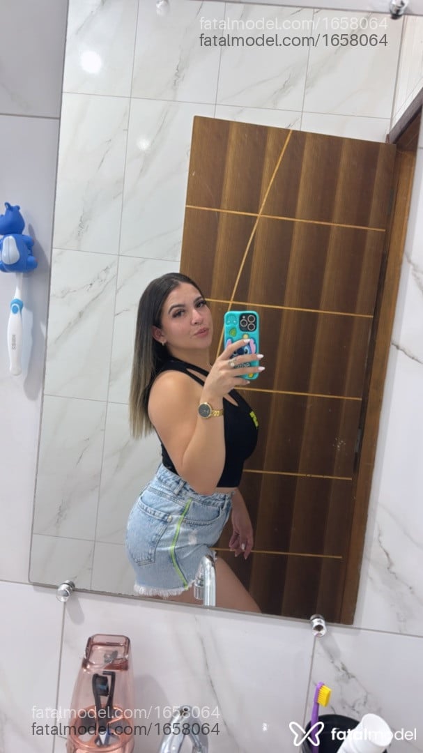 Acompanhante mulher loira (o) de olhos castanhos - Amanda Acompanhante mulher loira (o) de olhos castanhos - Amanda