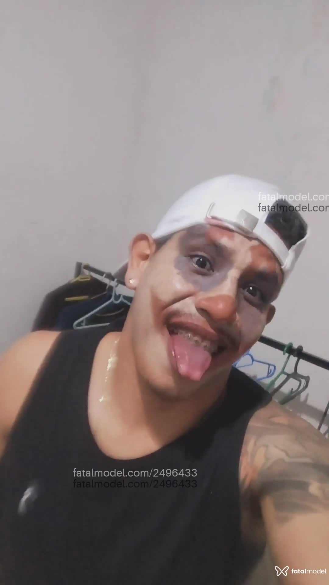 Acompanhante homem morena (o) de olhos castanhos em Manaus - Sanches