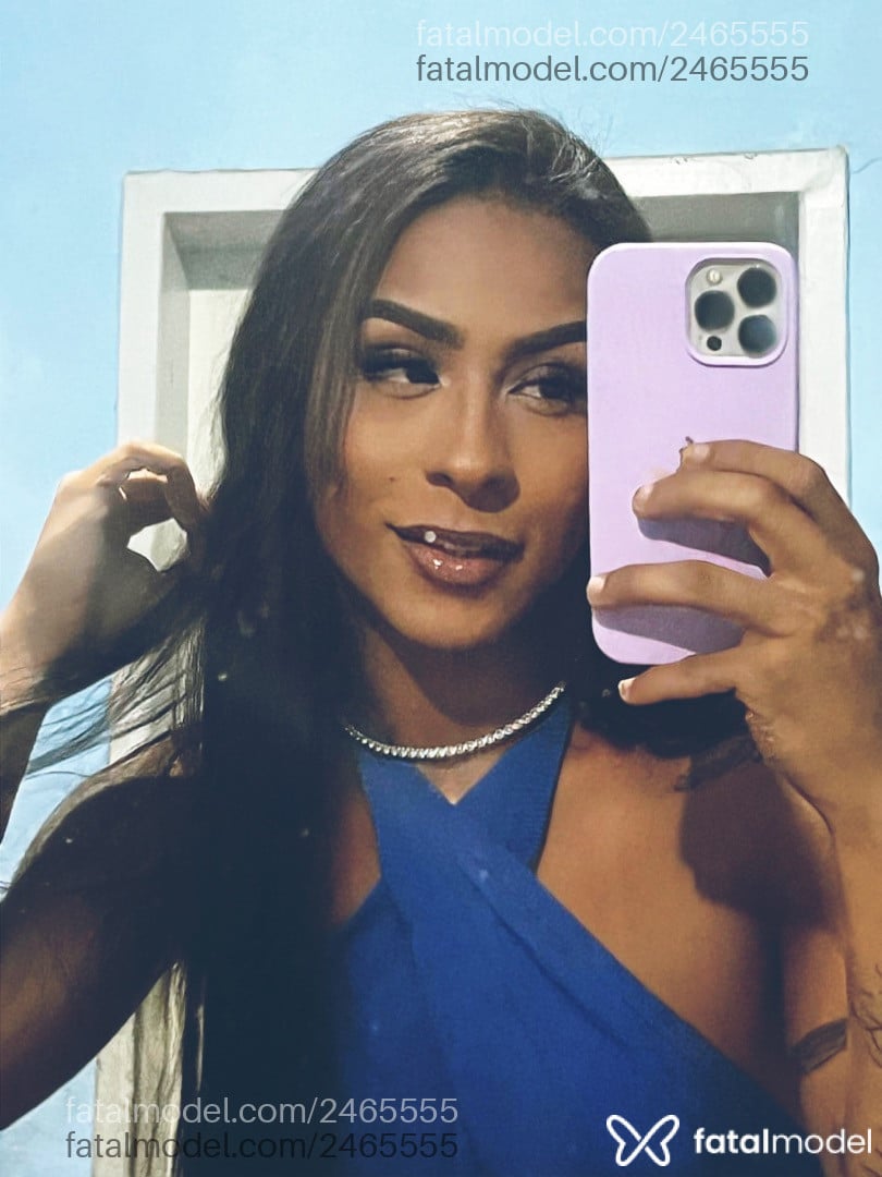 Acompanhante mulher trans morena (o) de olhos castanhos - Camilly Queiroz