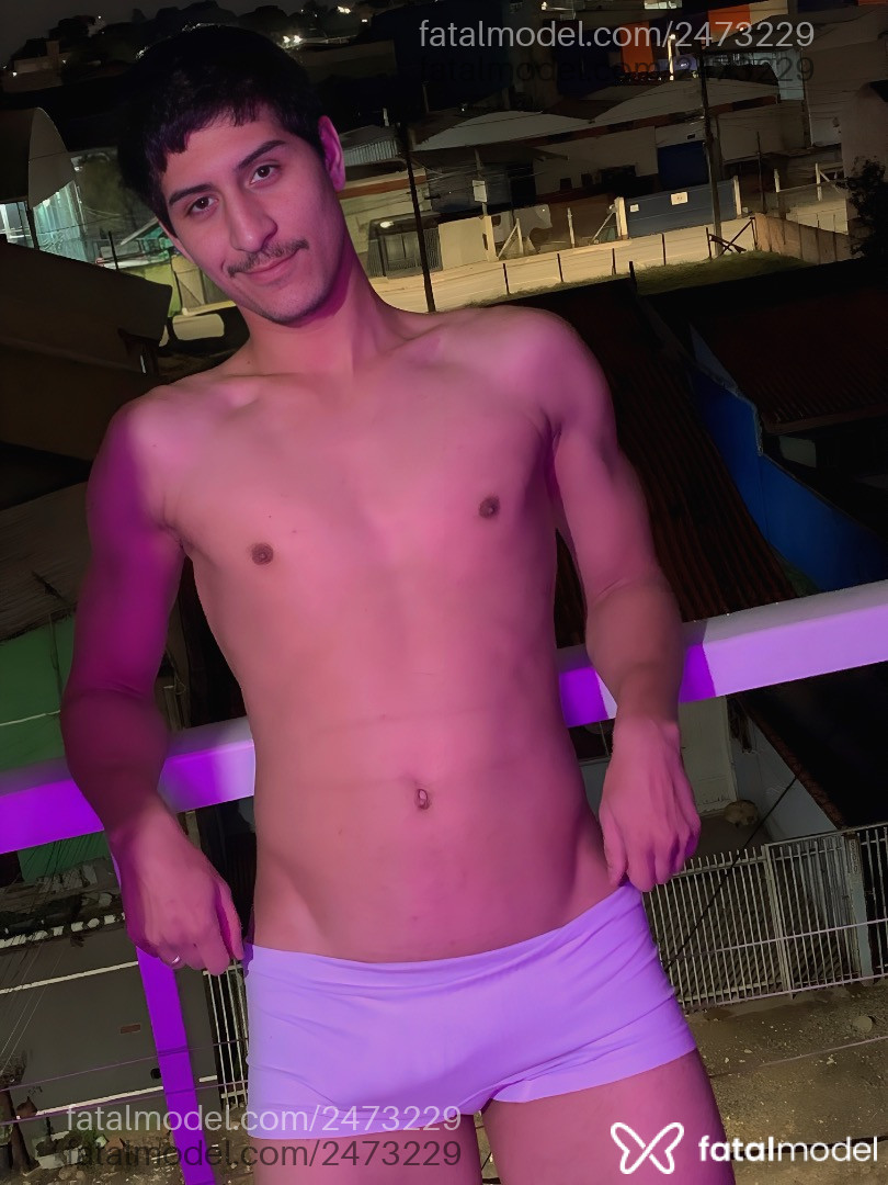 Acompanhante homem morena (o) de olhos pretos em Curitiba Acompanhante homem morena (o) de olhos pretos em Curitiba - Joao Victor