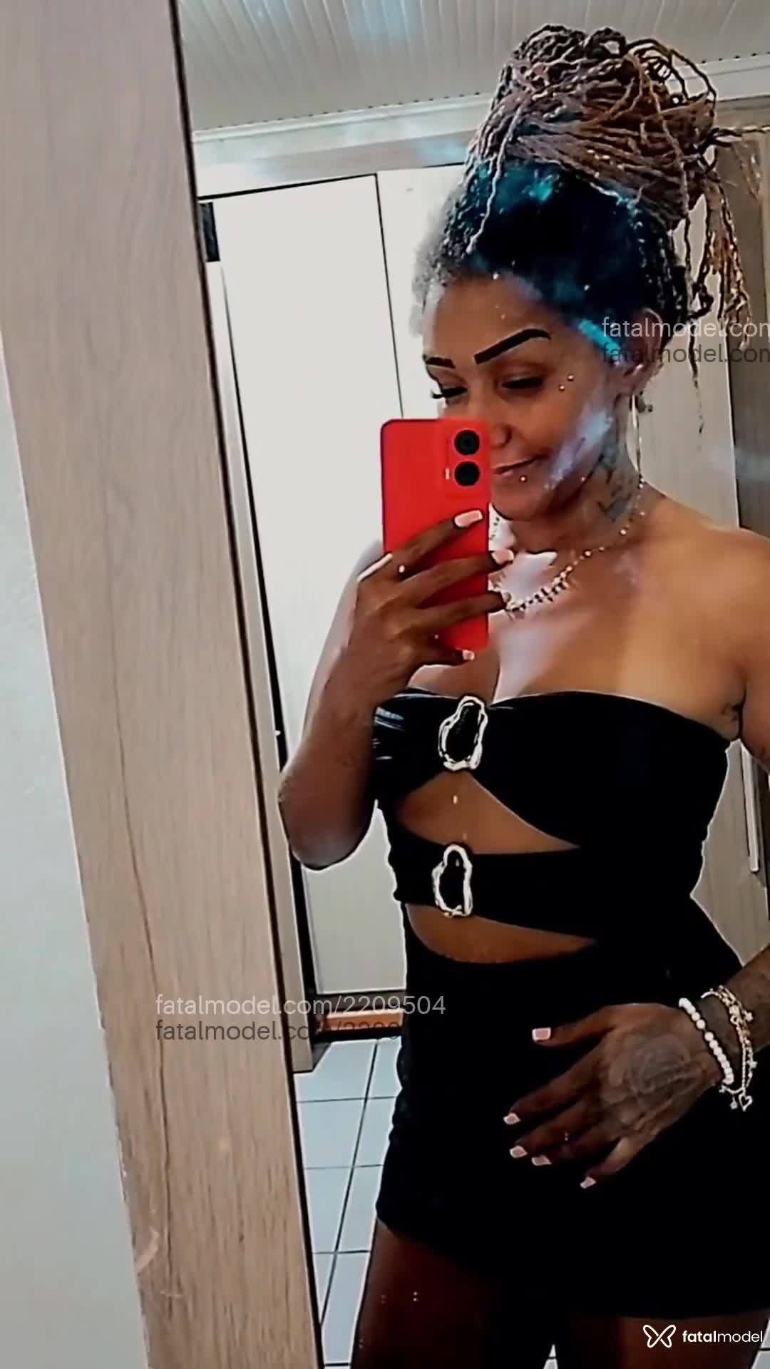 Acompanhante mulher com cabelo castanho de olhos pretos em Rio Branco - Rhayra Lamanda