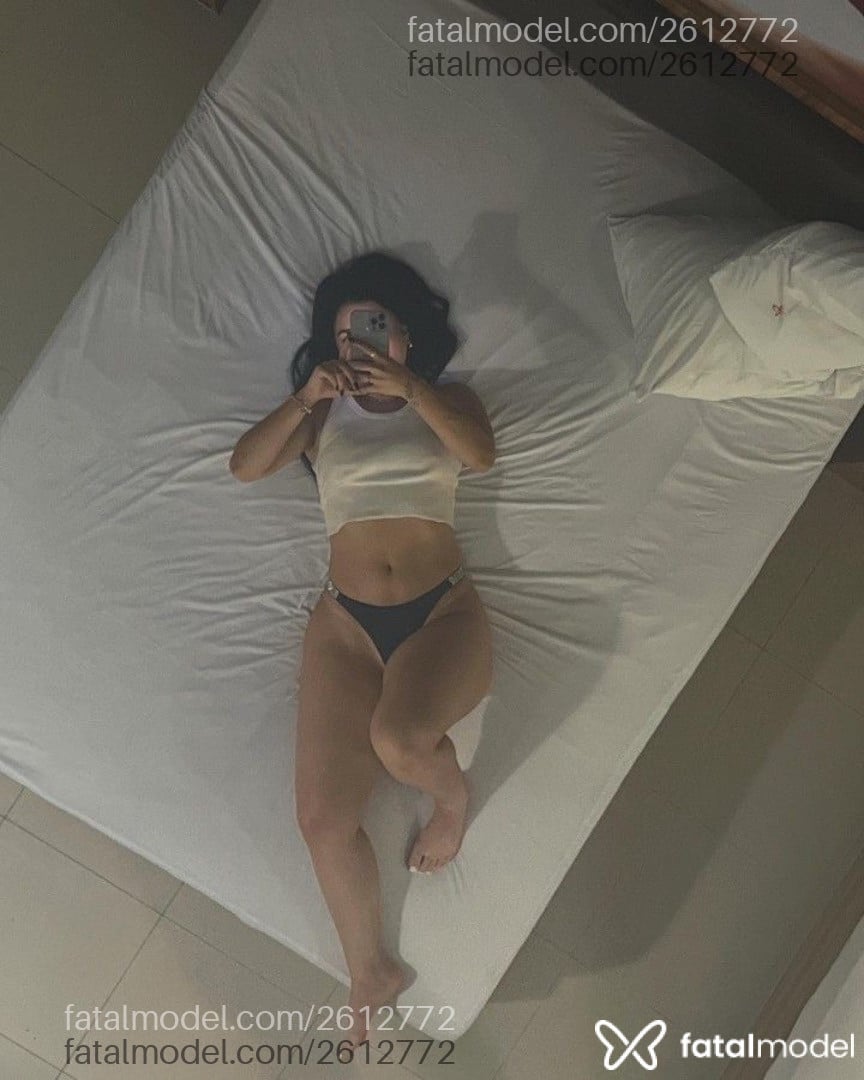Acompanhante mulher morena (o) de olhos castanhos em São Paulo Acompanhante mulher morena (o) de olhos castanhos em São Paulo - Gabriella